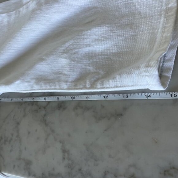 AG ADRIANO GOLDSCHMIED The Malibu Bermuda Length Shorts White Denim 27 - Picture 13 of 16